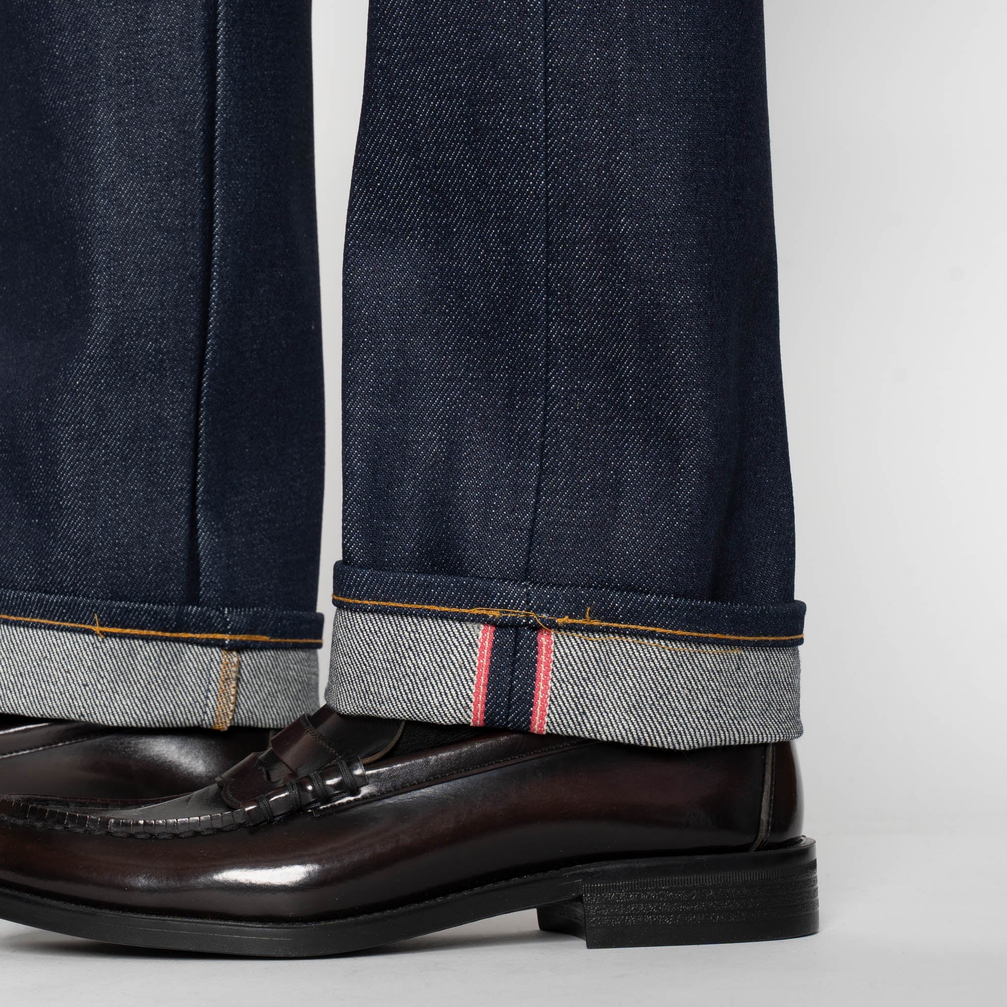 True Guy - Éléphant 14 - Éléphant sale