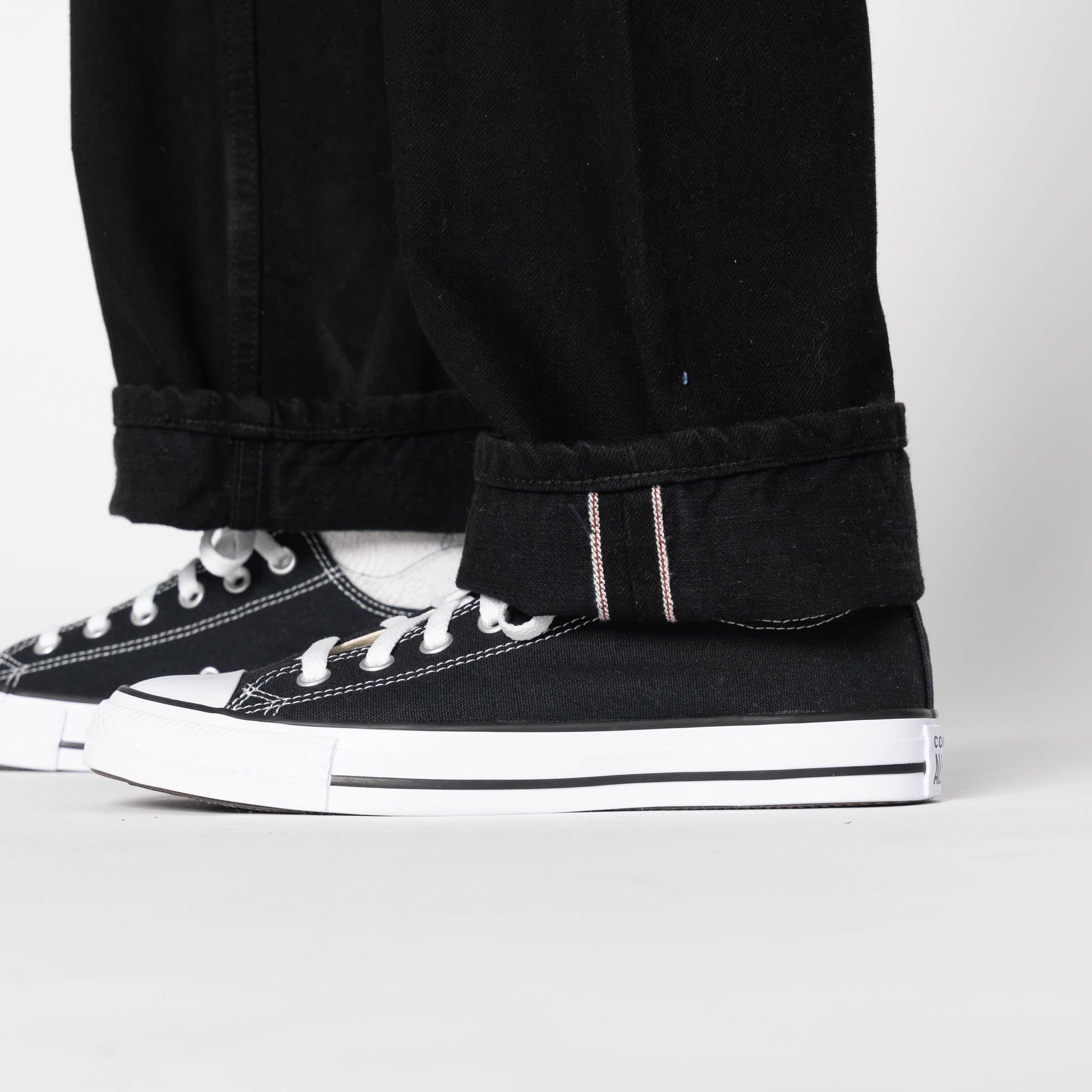 True Girl - Selvedge noir uni délavé