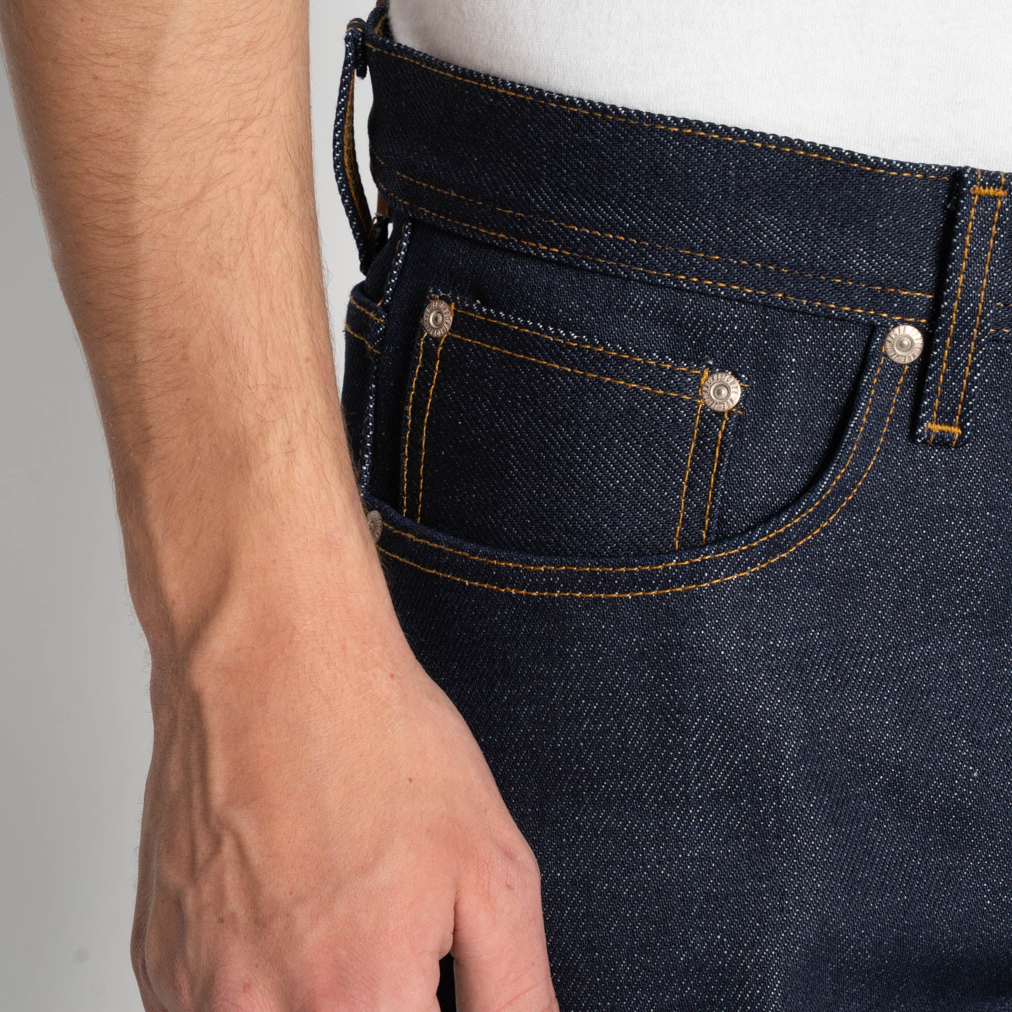 Weird Guy - Elephant 14 - Dirty Elephant