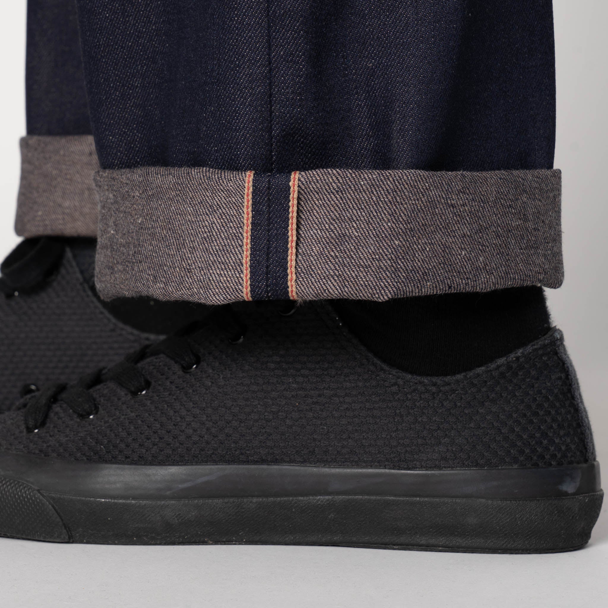 Strong Guy - Coffee Dye Selvedge - Indigo
