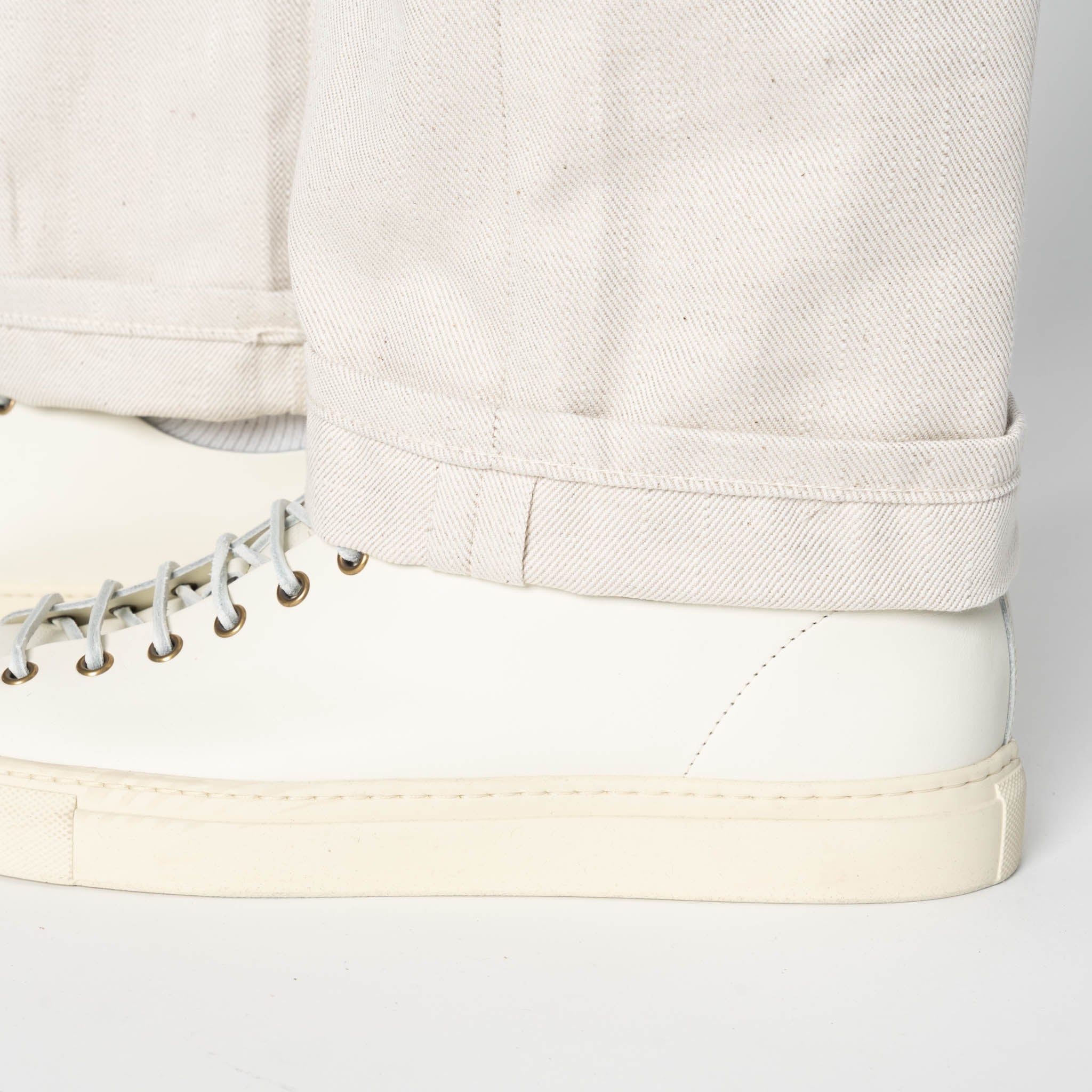 True Guy - Tabi Selvedge - Off White