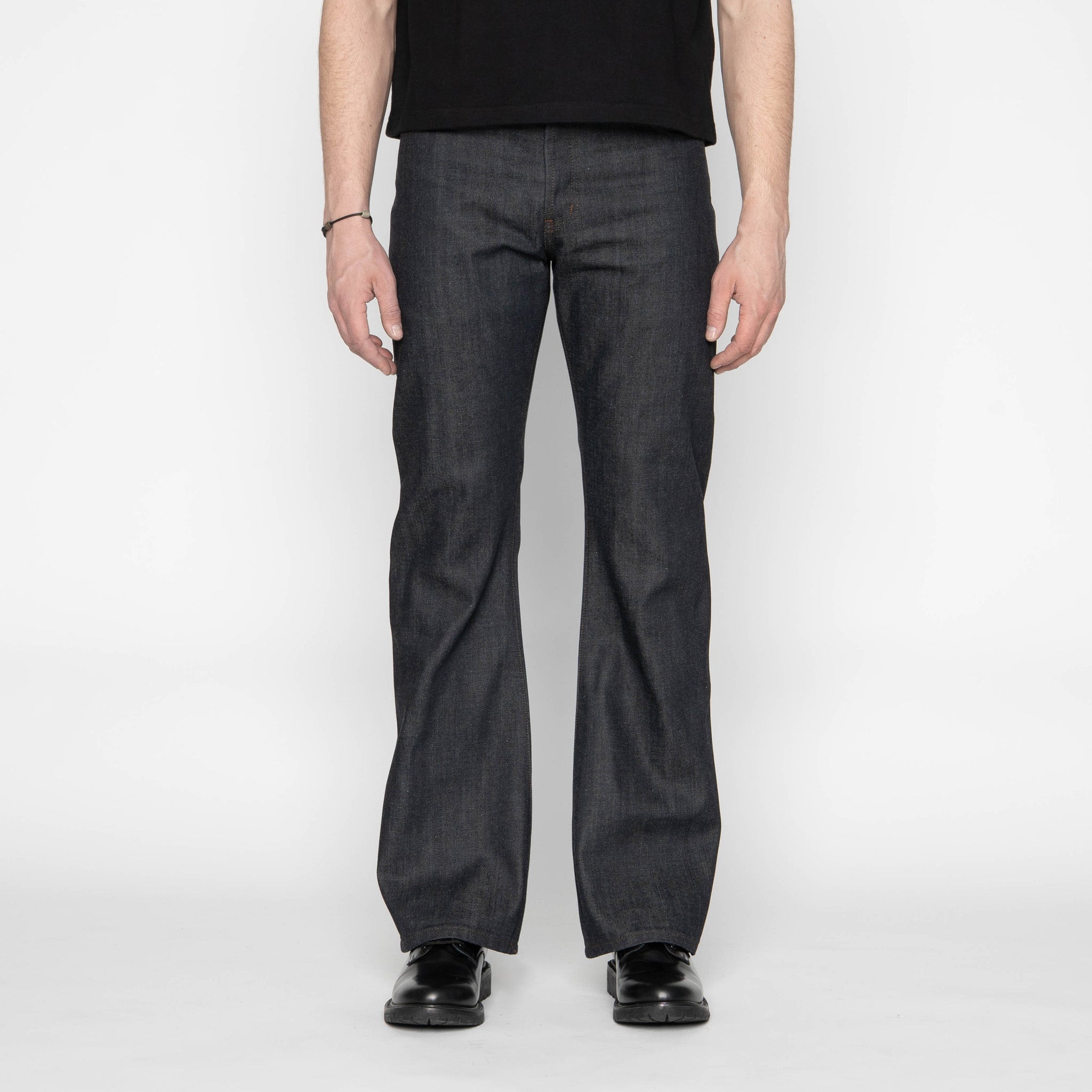 Groovy Guy - Solid Black Selvedge | Naked & Famous Denim