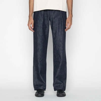 PLEATED TROUSER