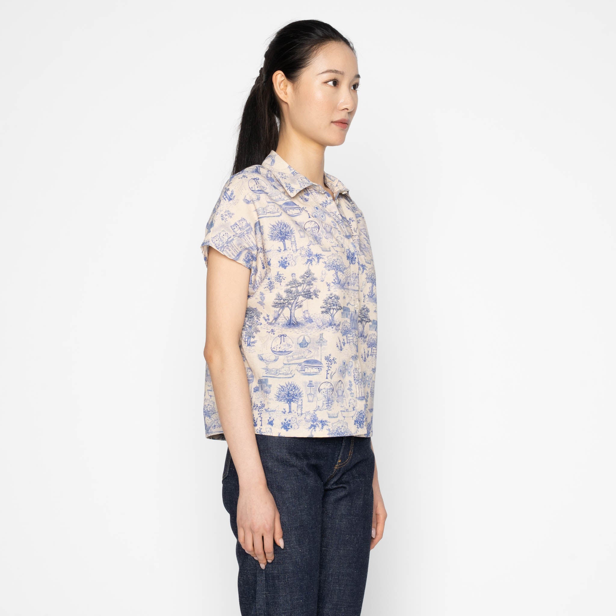 Billie Shirt - Linen Cats - Blue by Naked & Famous Denim